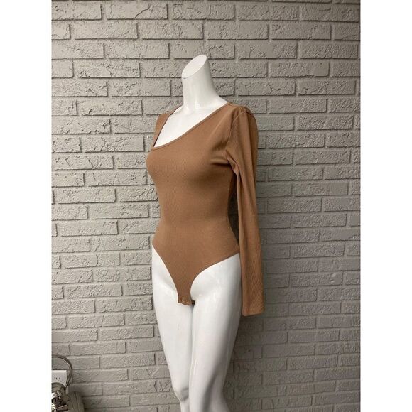 7 For All Mankind Asymmetrical Long Sleeve Bodysuit Size S - Picture 5 of 11